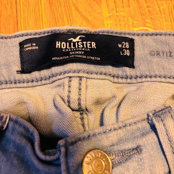 Hollister Skinny Jeans Women’s 28x30 Light Wash Distressed Ripped Stretch Denim - Picture 2 of 5